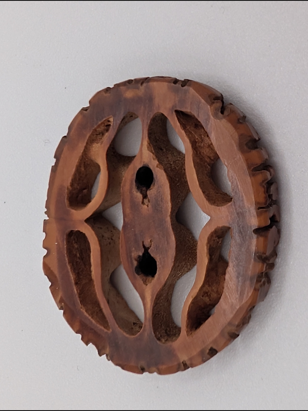 Walnut Shell Slice Buttons - Picture 4 of 6